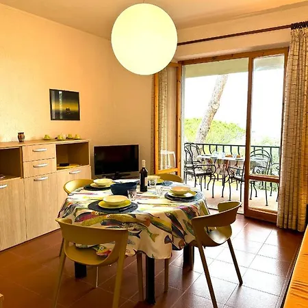Portiglioni-belvedere Apartament *